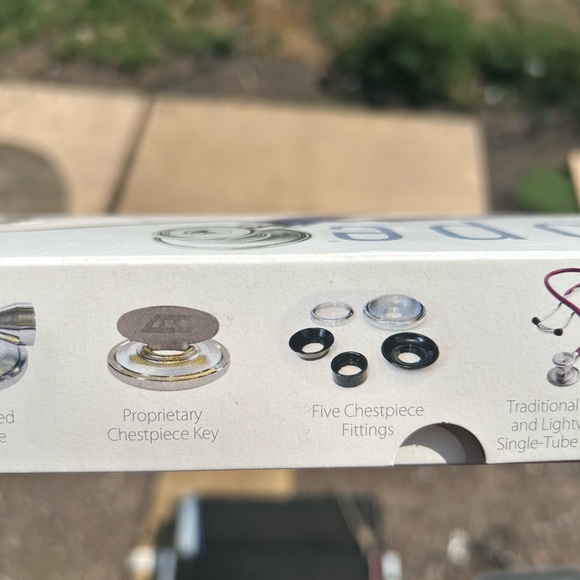 Stethoscope - Picture 4 of 7